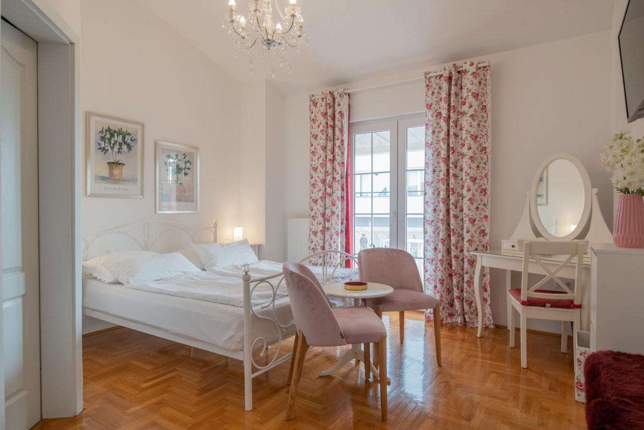 Hotel Villa Vera Фажана Экстерьер фото