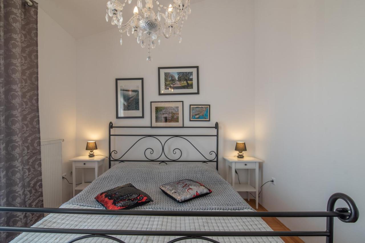 Hotel Villa Vera Фажана Экстерьер фото