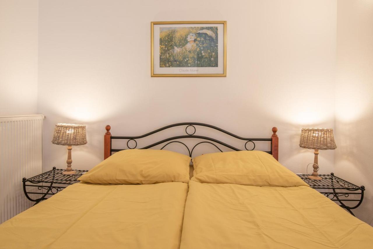 Hotel Villa Vera Фажана Экстерьер фото