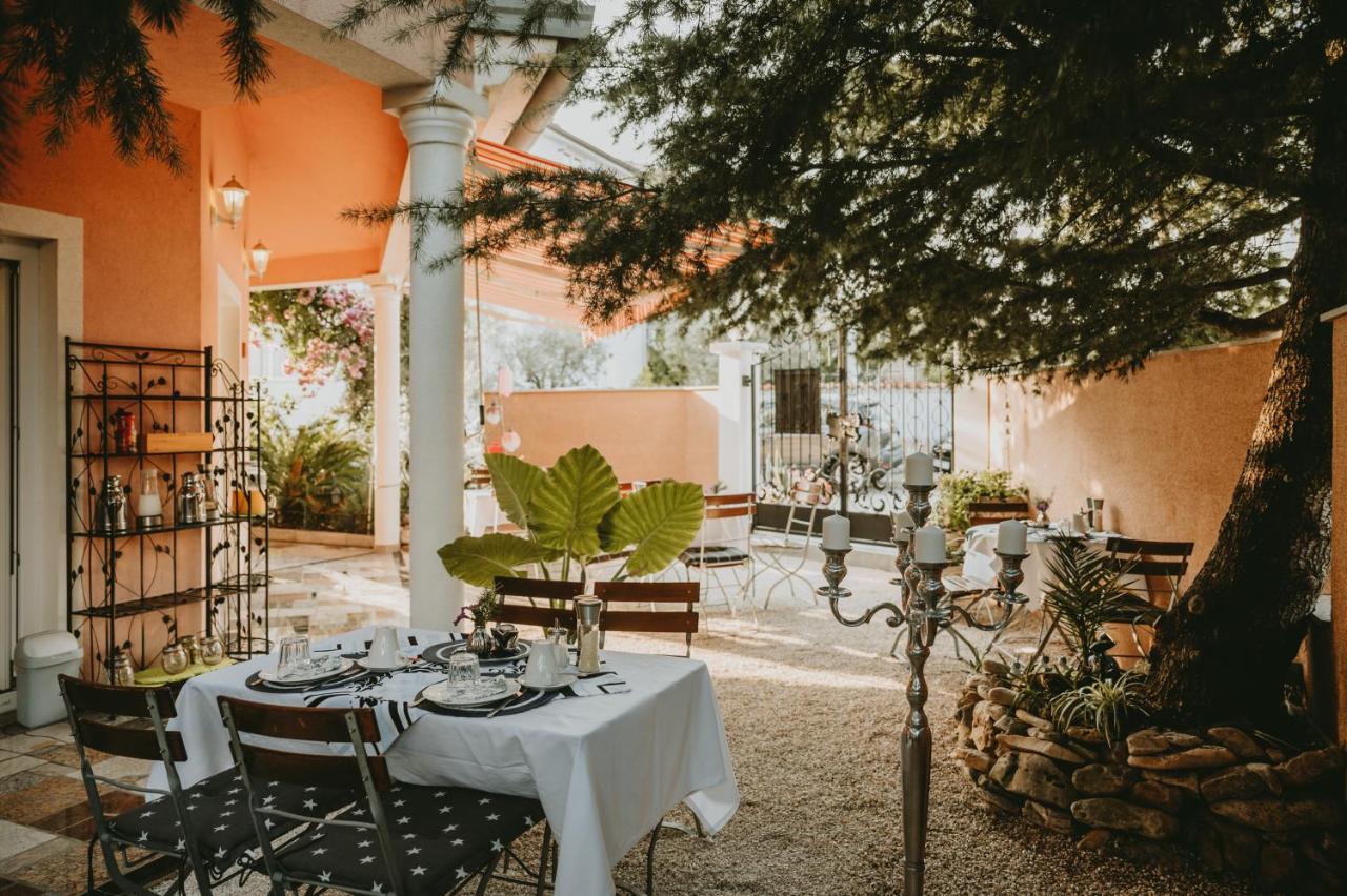 Hotel Villa Vera Фажана Экстерьер фото